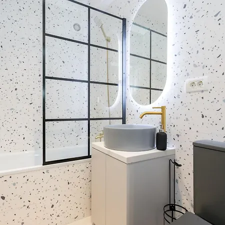 Dreamy Sanctuary Center View