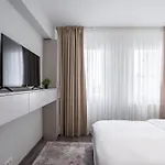 Dreamy Center *